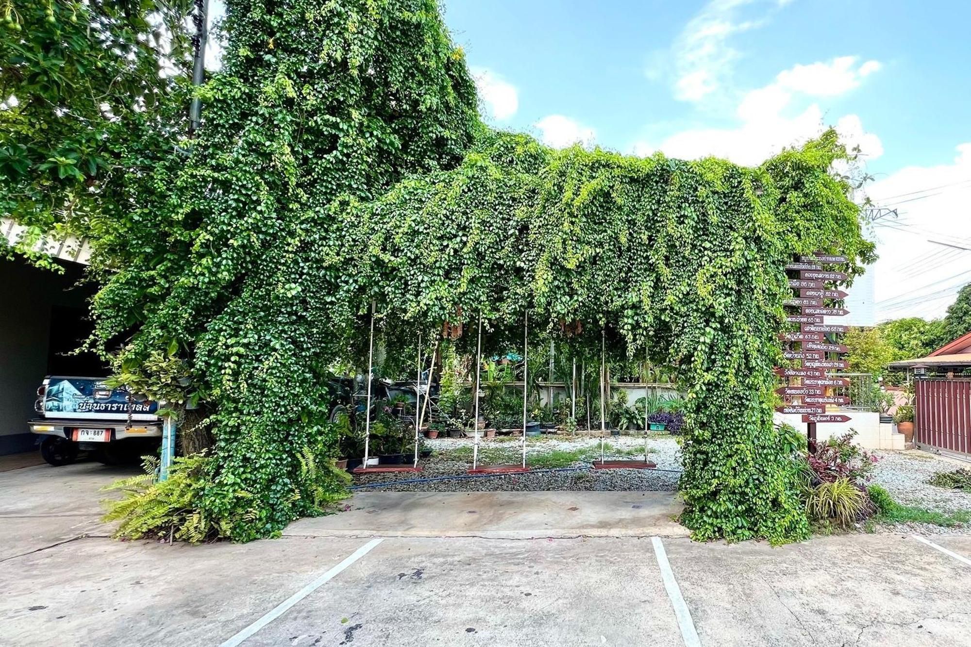 Nan Thara Place Exterior foto