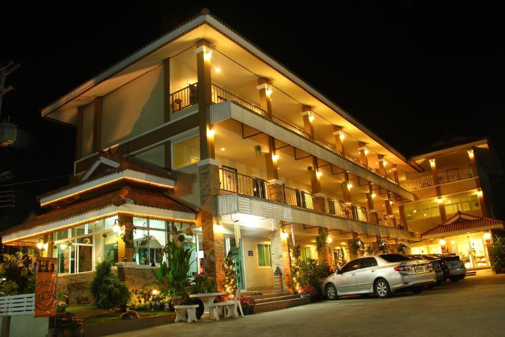 Nan Thara Place Exterior foto