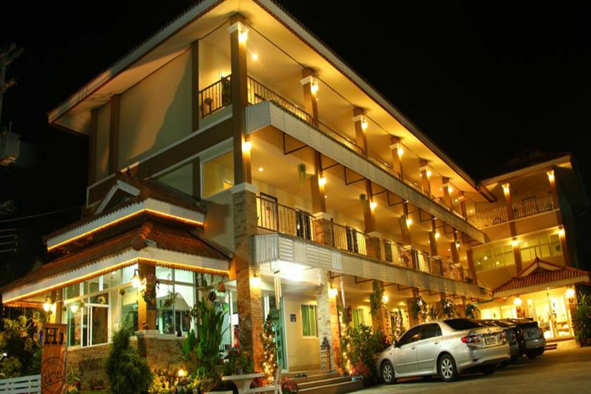 Nan Thara Place Exterior foto